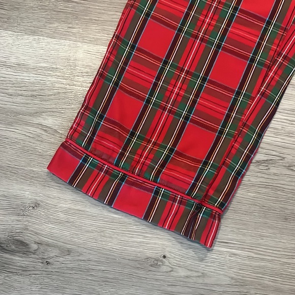 Disney Store Red Plaid Christmas Pyjamas - Picture 8 of 10